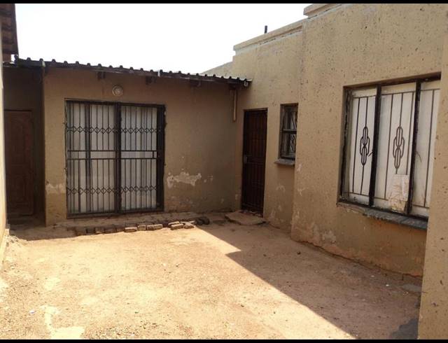 2 BEDROOM HOUSE FOR SALE IN LAWLEY